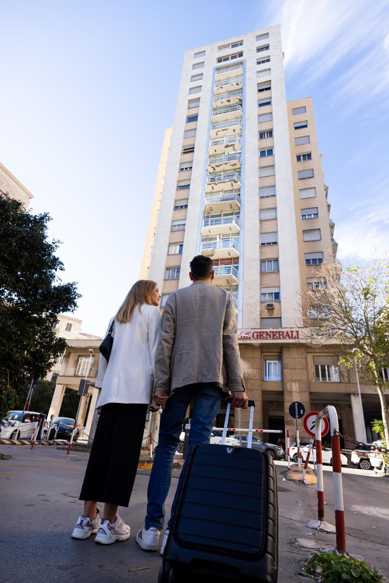 Residenze Chamur- Grattacielo Palermo Exteriör bild